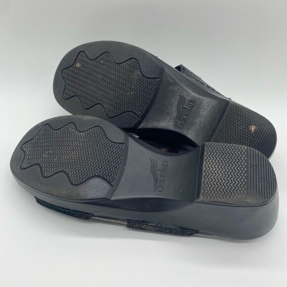 Dansko Women's size 9.5 / 40 Black Animal Print Strappy Buckle Heel Sandals - Picture 6 of 10